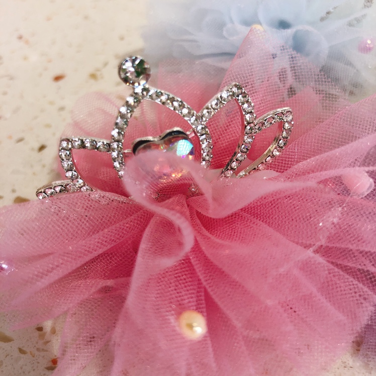 Modern Girl Cute Children Girl Crown With Weight Clamp Single Color Mix 30 Batch Free Shipping Application Scenario