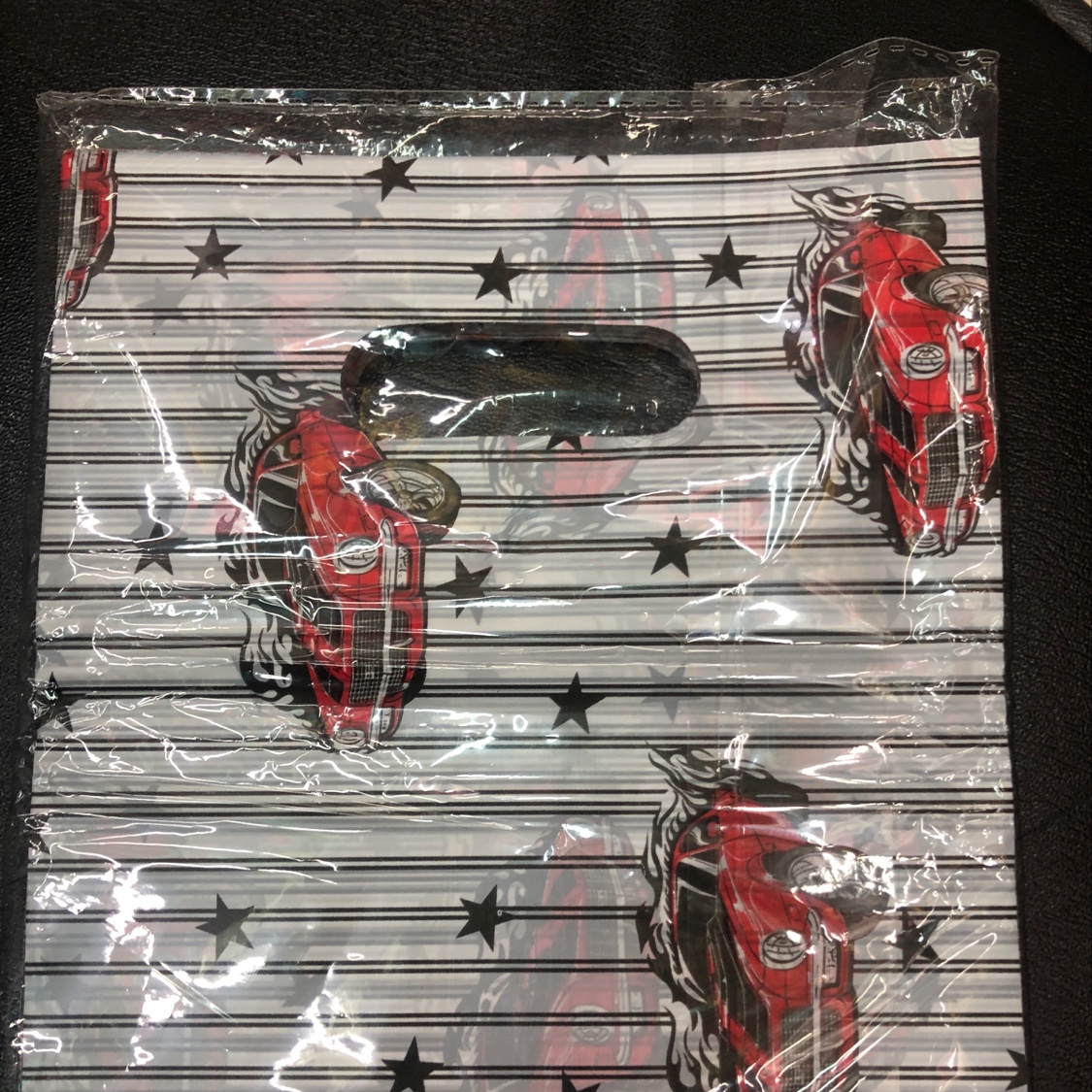 Freight by yourself, in stock, 15x20x7 silk, gift bags, 100 pieces/bag, 2.60 yuan/bag. 200 packages/piece, 520 yuan/piece