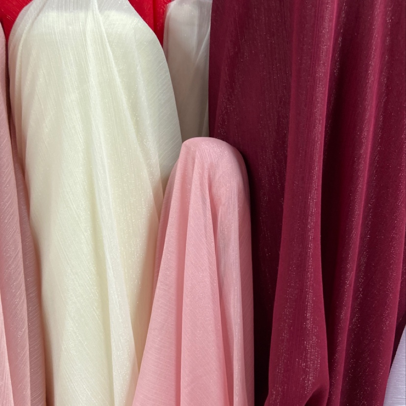 Pink silver thread crepe fabric, glittering crepe fabric, decorative items, handicrafts, headwear, clothing fabric