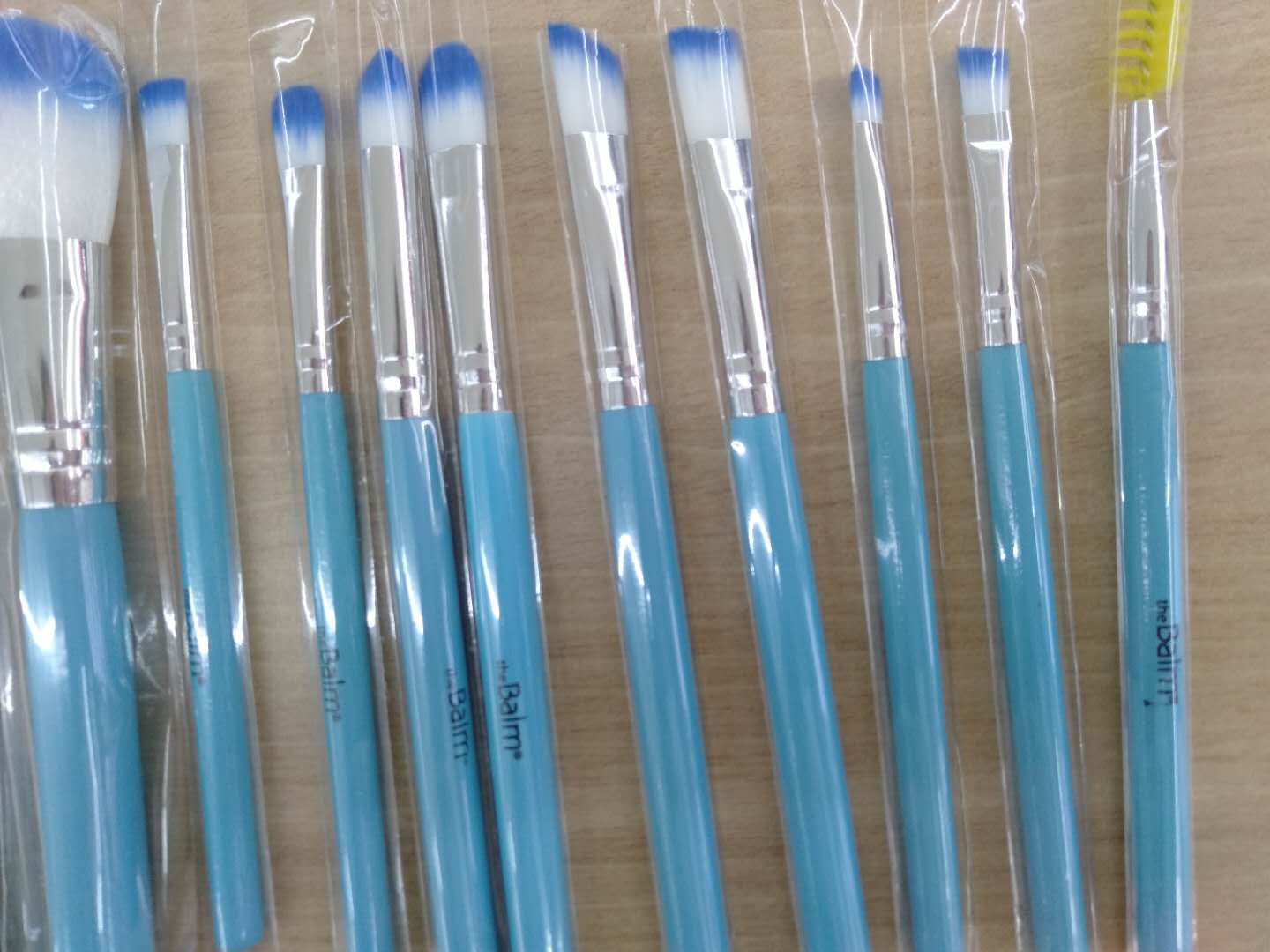 12 cover brush makeup brush concealer brush, loose brush eyelash roll details Picture