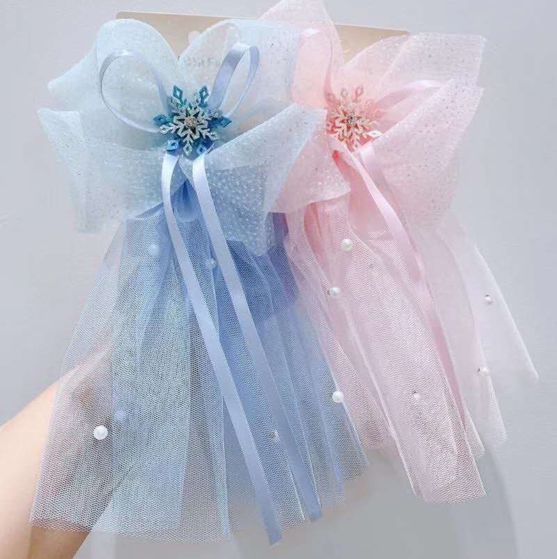 Best-selling flowing yarn press clip