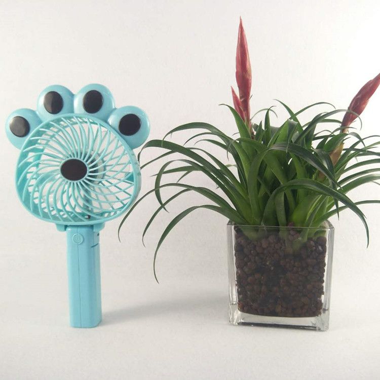 Factory direct sales of foldable and rechargeable USB fans with bear PAWS Specification image