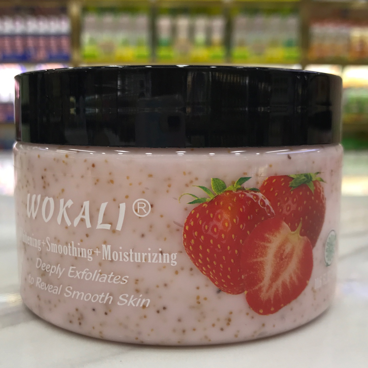 Strawberry scrub 300g thumbnail