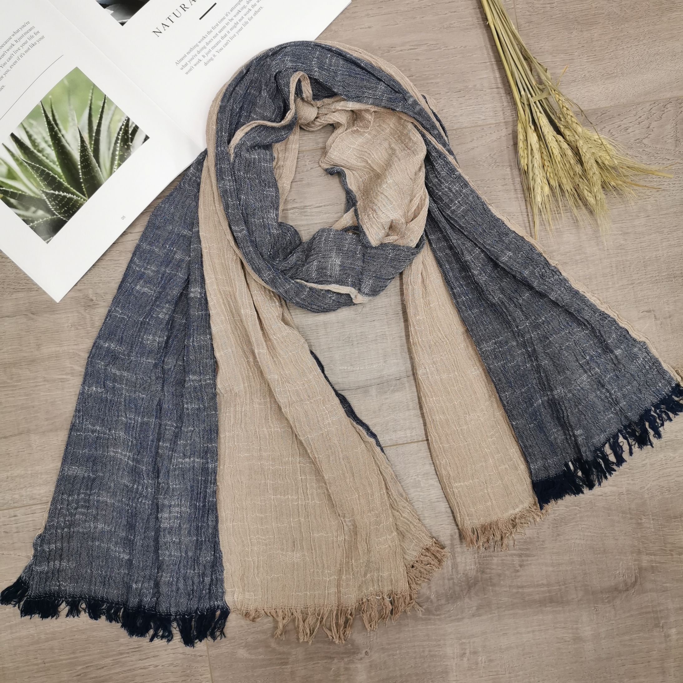 Cotton And Linen About Two Color Scarf Shawl Holiday Leisure Men And Women Wholesale Four Seasons Love Application Scenario