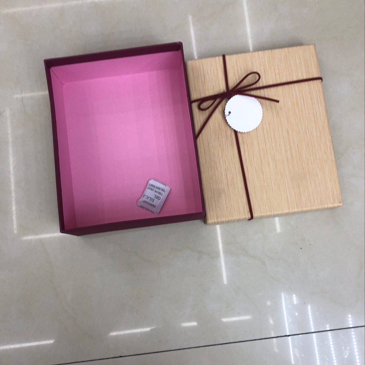 Beige Business Box