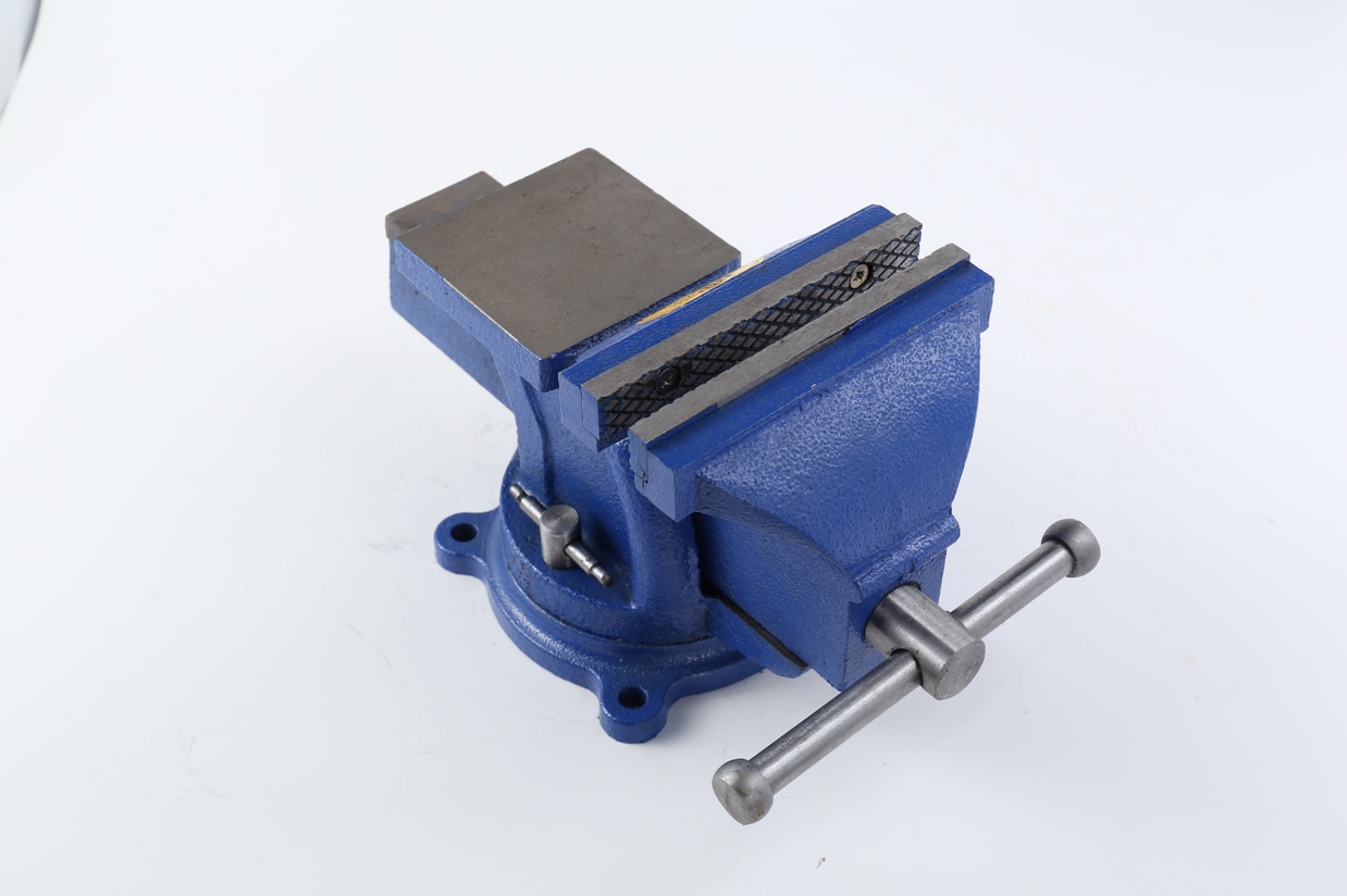 4 "common type bench vice thumbnail
