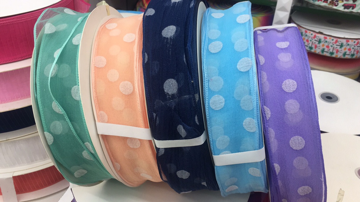 4 cm large white dot ribbon thumbnail