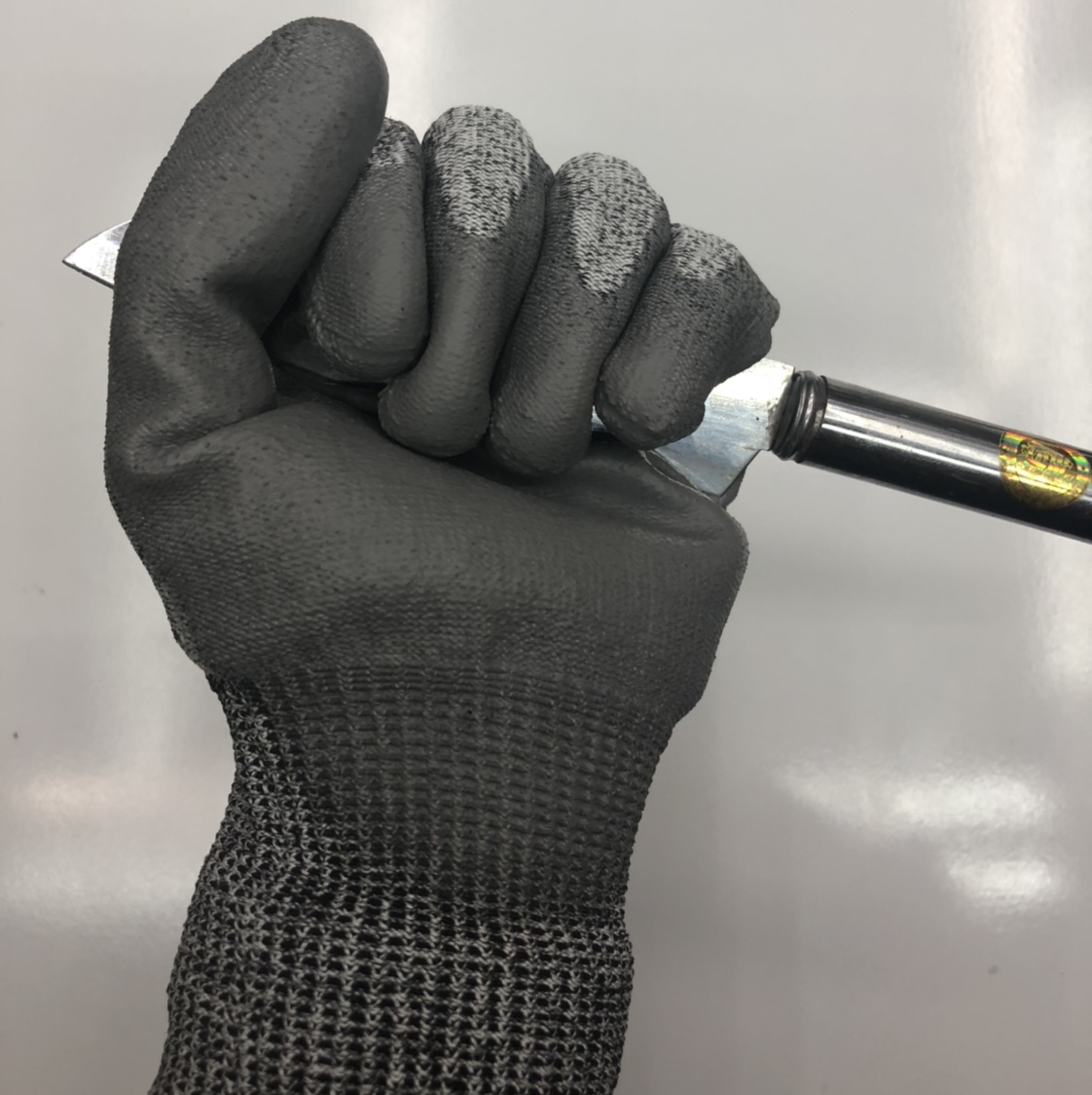 Gray anti-cutting full figure