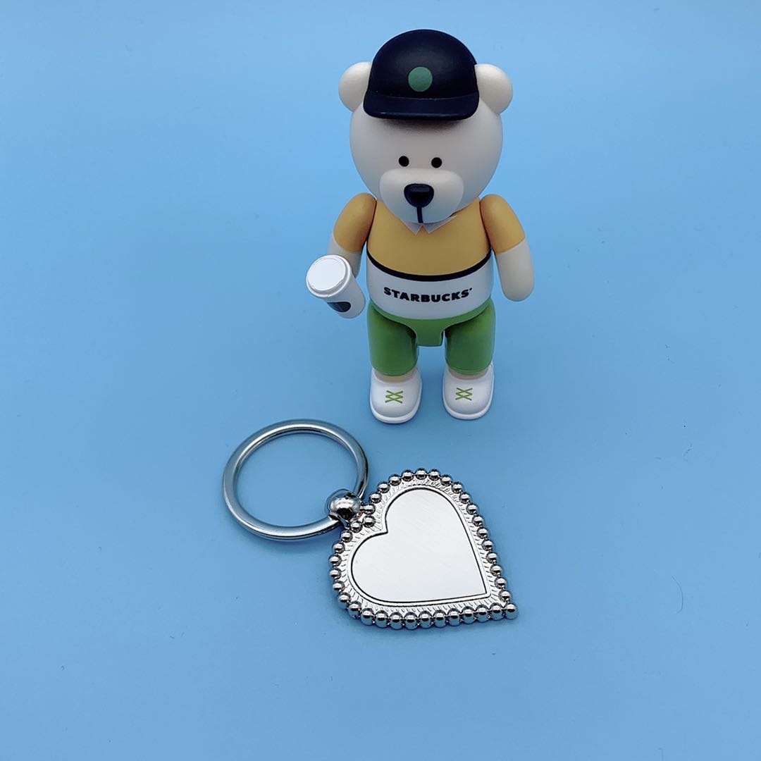 Single-row zinc alloy heart-shaped keychain details Picture