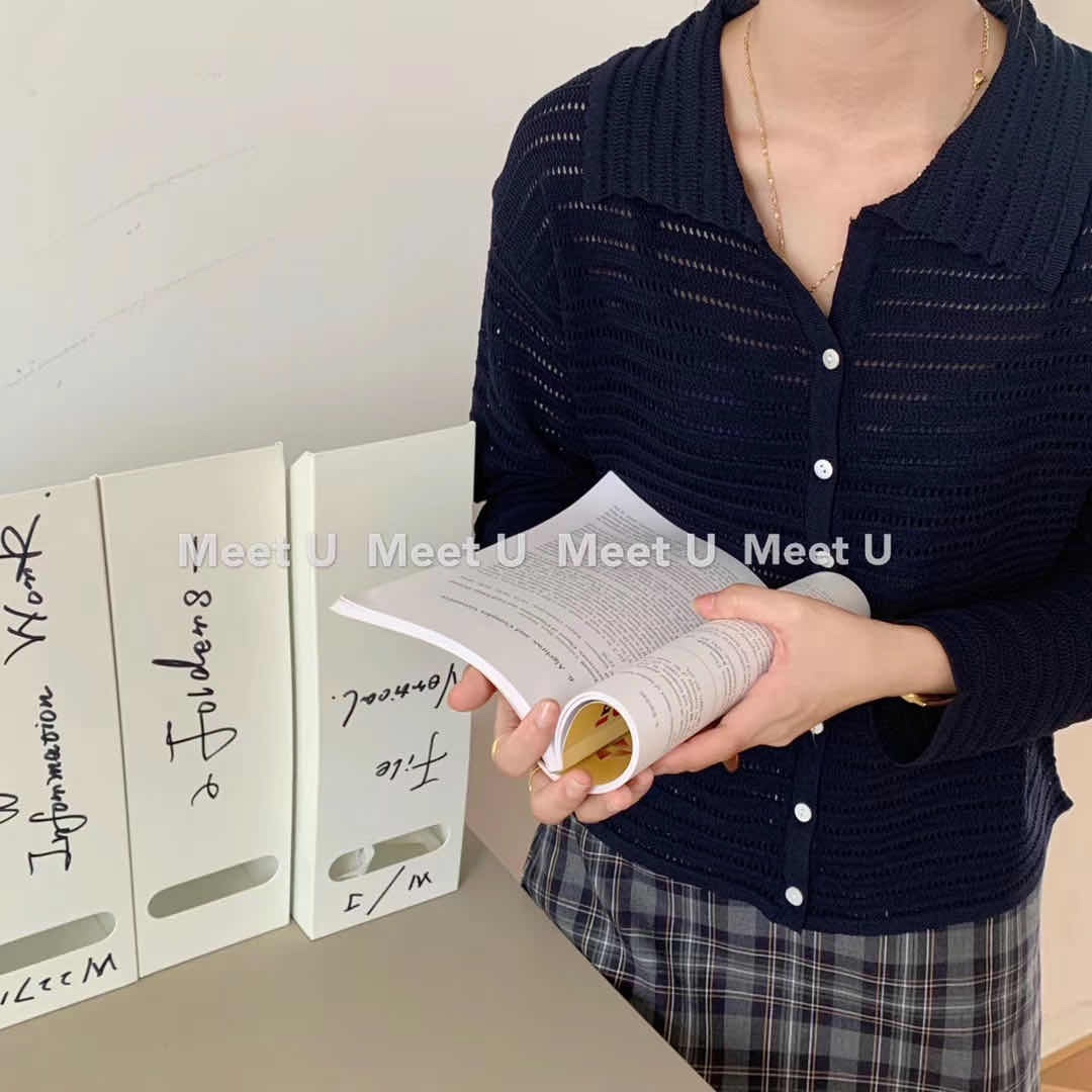 Black V-neck hollowed-out knitted cardigan details Picture