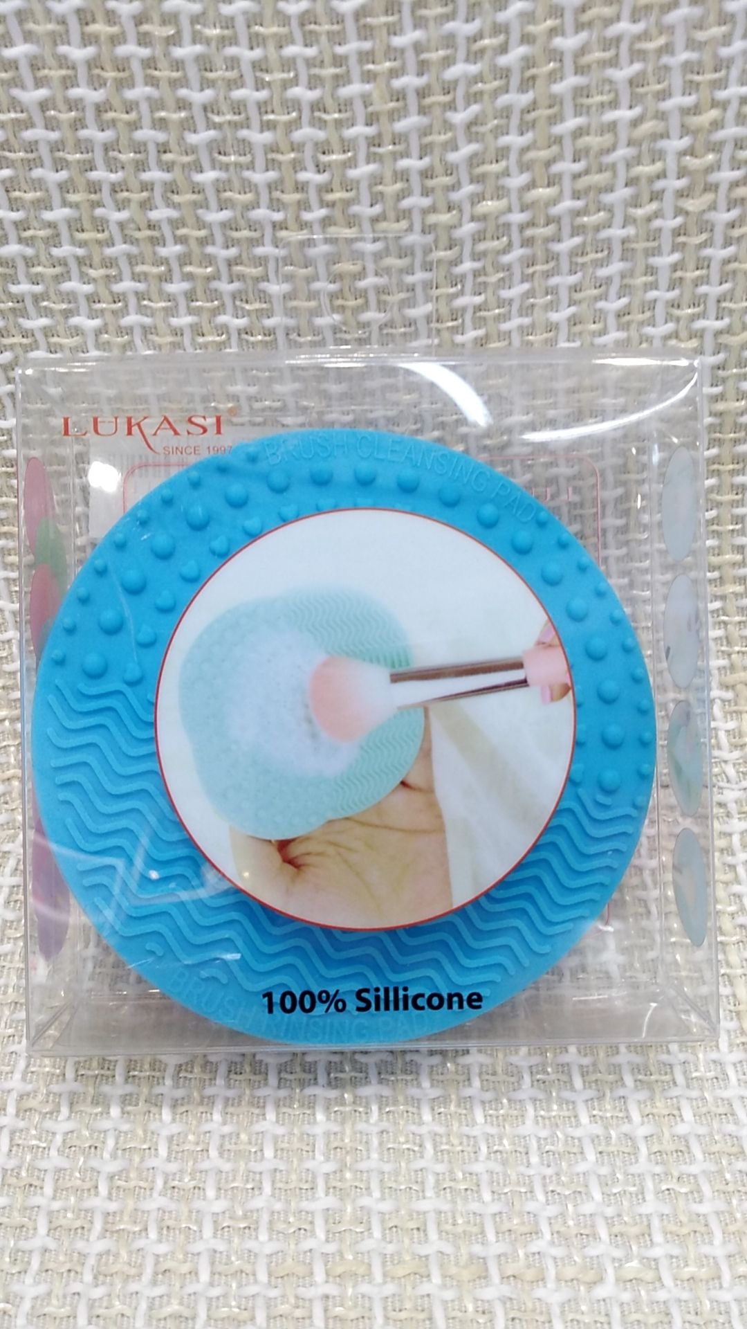 Round face wash brush details Picture