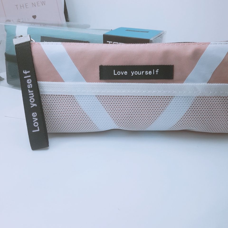 Toomi Blood college pen bag Creative student stationery bag simple small fresh zipper details Picture