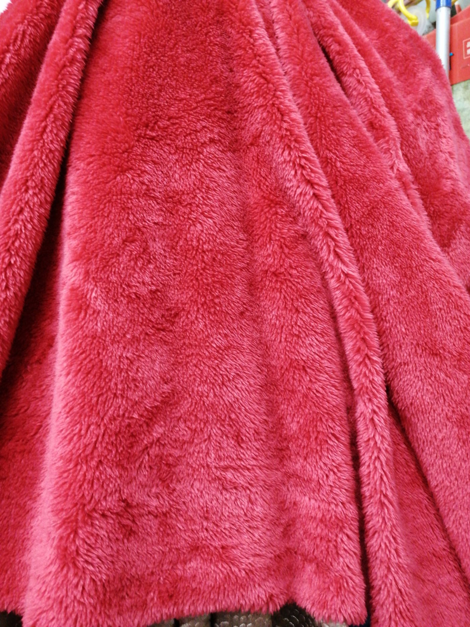 北极绒布料手感柔软暖和颜色多    厂家直销 可批发 多色可选