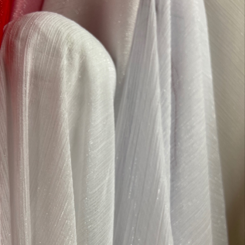 White silver-threaded crepe fabric, glittering crepe fabric, decorative items, handicrafts, headwear, clothing fabric Specification image