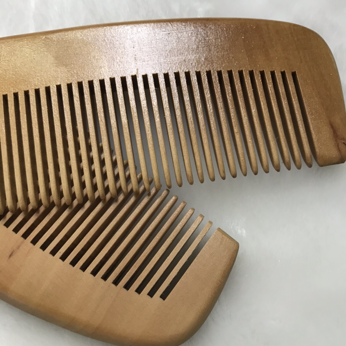 Natural log ordinary peach wood comb straight hair crescent anti-static massage comb 16-1, 16-2 Item Picture
