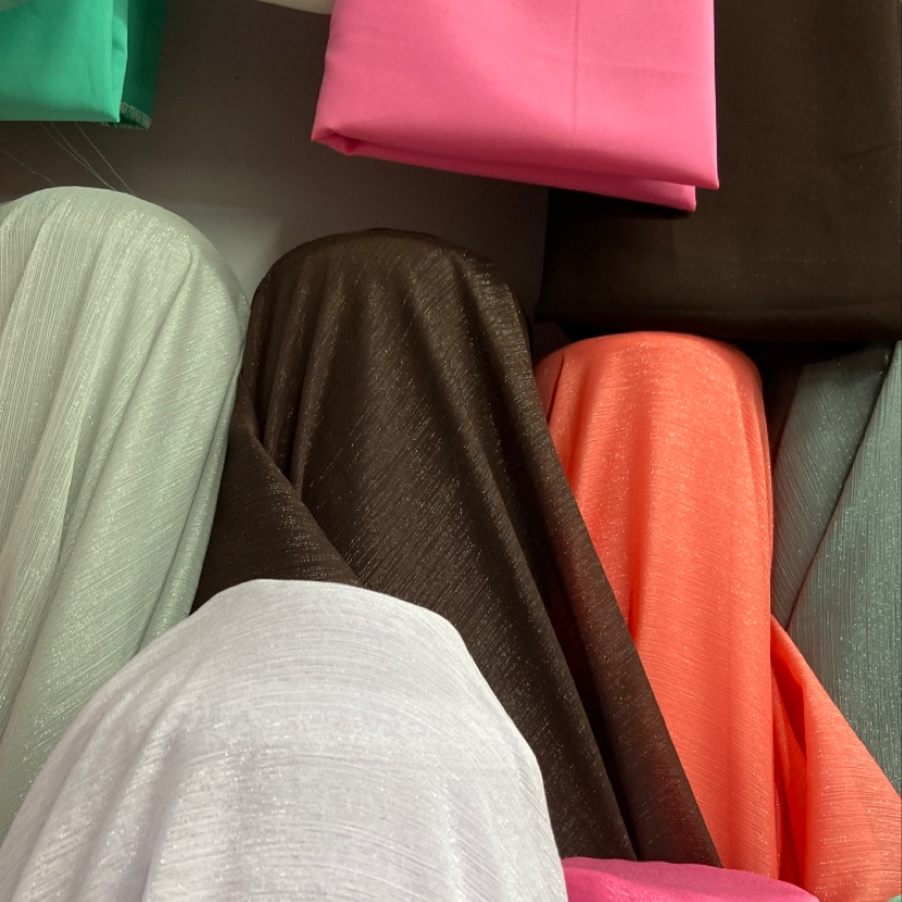 Brown silver thread crepe fabric, glittering crepe fabric, decorative items, handicrafts, headwear, clothing fabric