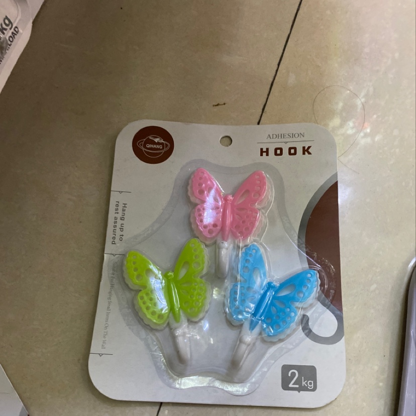 Factory direct sales: Fashionable and environmentally friendly new style sticky hook, easy to use hook 3807