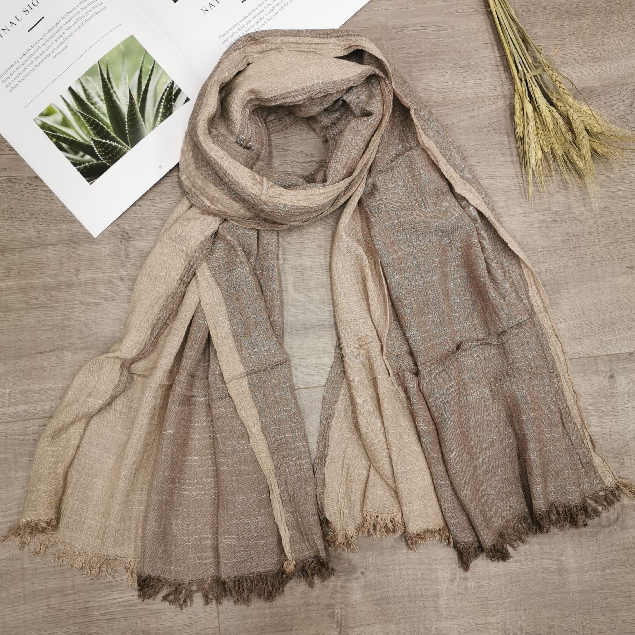 Cotton And Linen About Two Color Scarf Shawl Holiday Leisure Men And Women Wholesale Four Seasons Love Item Picture