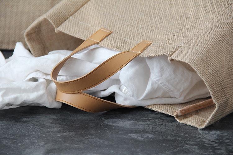 Customized logo gift bags for jute shopping bags Application Scenario