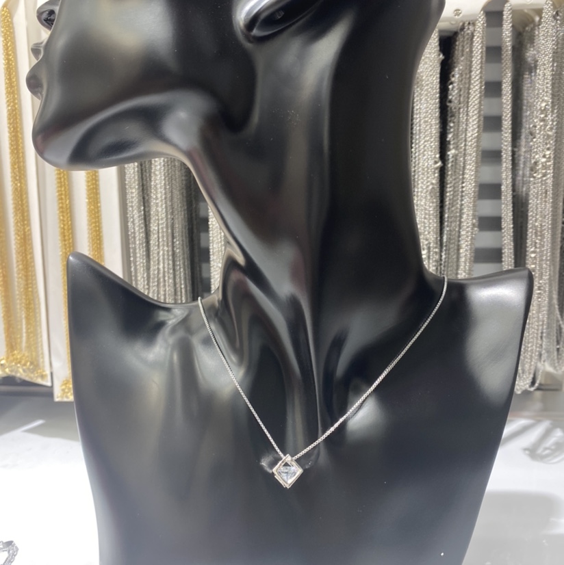 Rubik's Cube necklace pendant for color protection accessories thumbnail