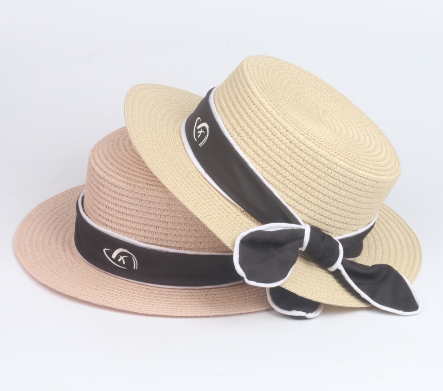 Lady's hat thumbnail