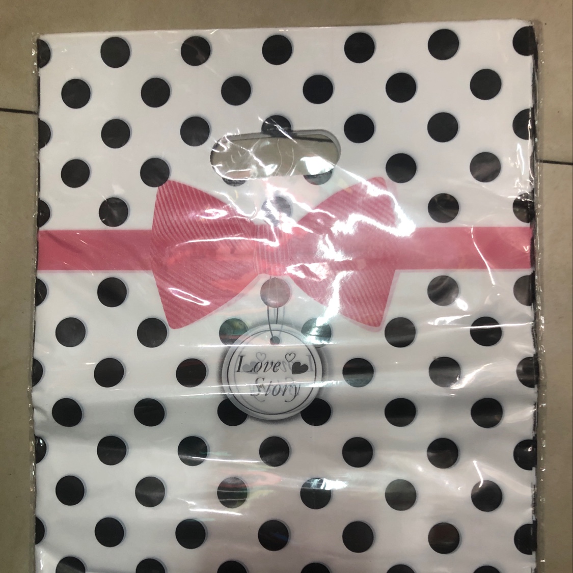 Freight self-care, spot, 30x40x7 silk, plain pocket, 100 / bag 10 yuan. 50 packages/piece 500 yuan