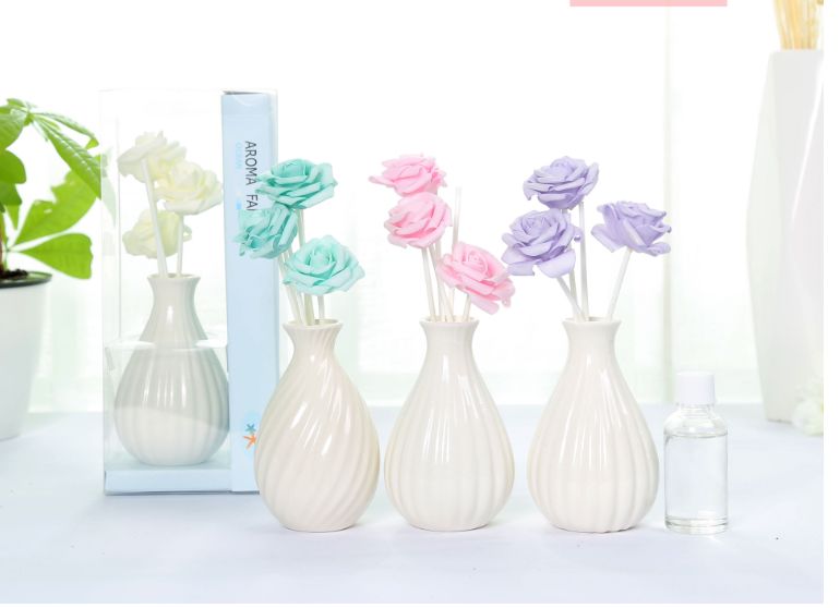 Flameless aromatherapy liquid, deodorizing aromatherapy bottle, dried flowers