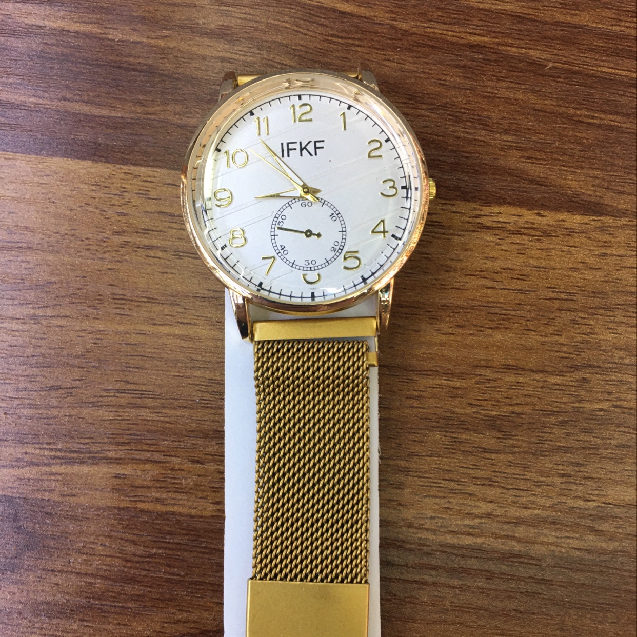 Men's gold Milan fashion watch details Picture