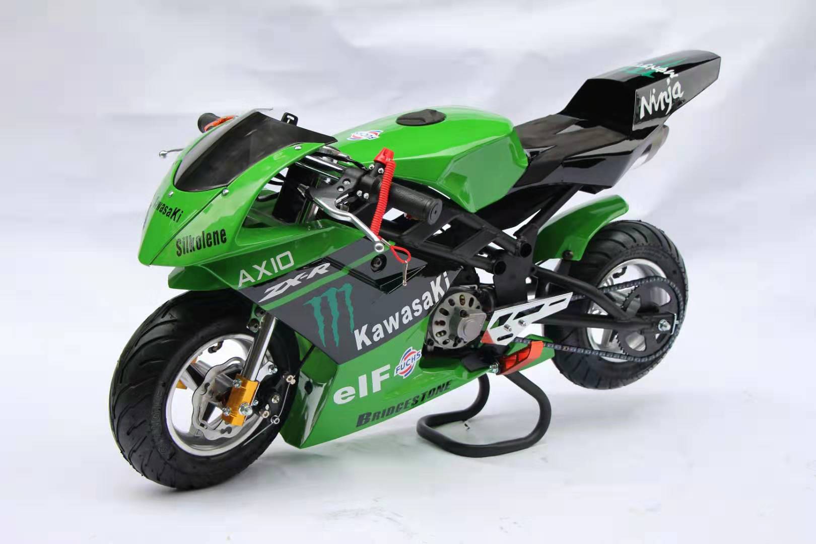 Road bikes, sports cars, racing cars.