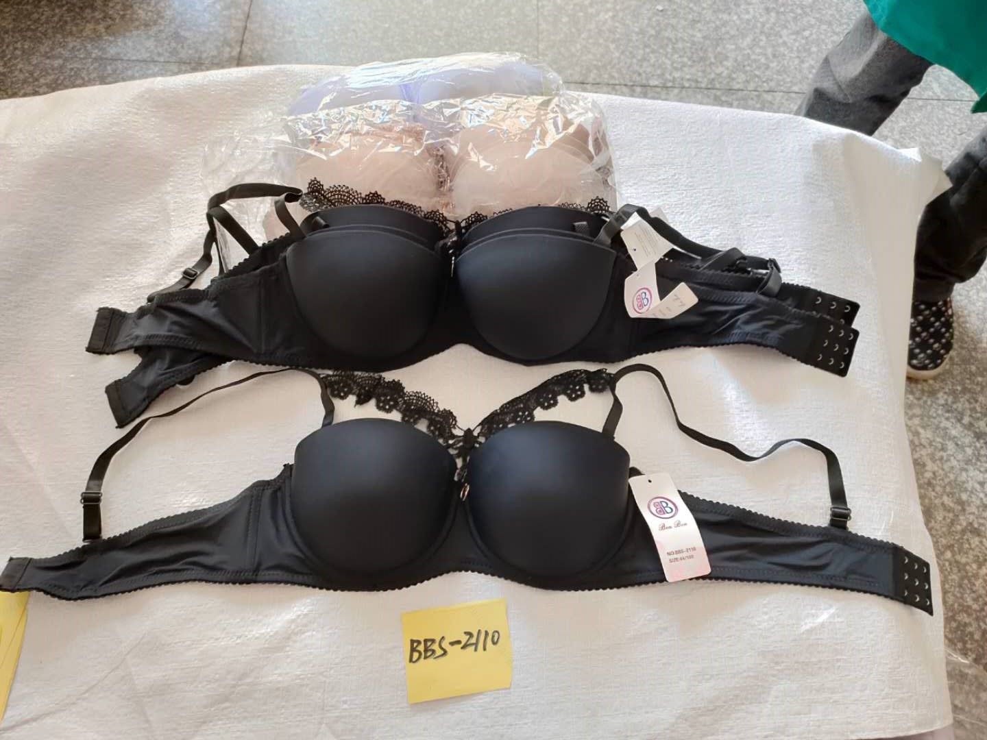 Dual-purpose cup bra for breast enhancement detail image 1