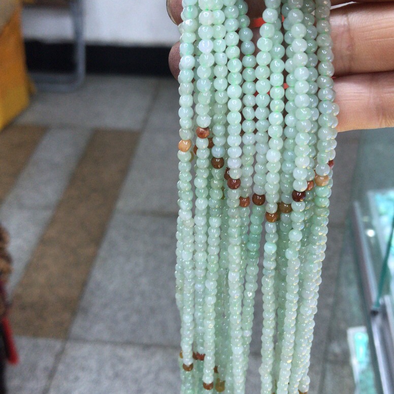 Jade necklace thumbnail
