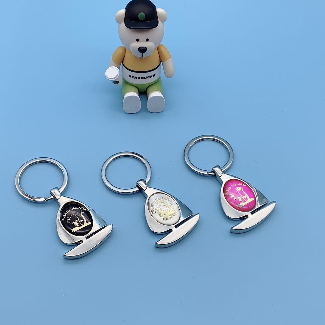Guangdong zinc alloy sailing boat CD pattern keychain Application Scenario