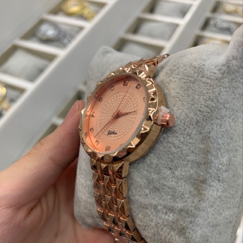 女士玫瑰金手表多色男女同款产品图