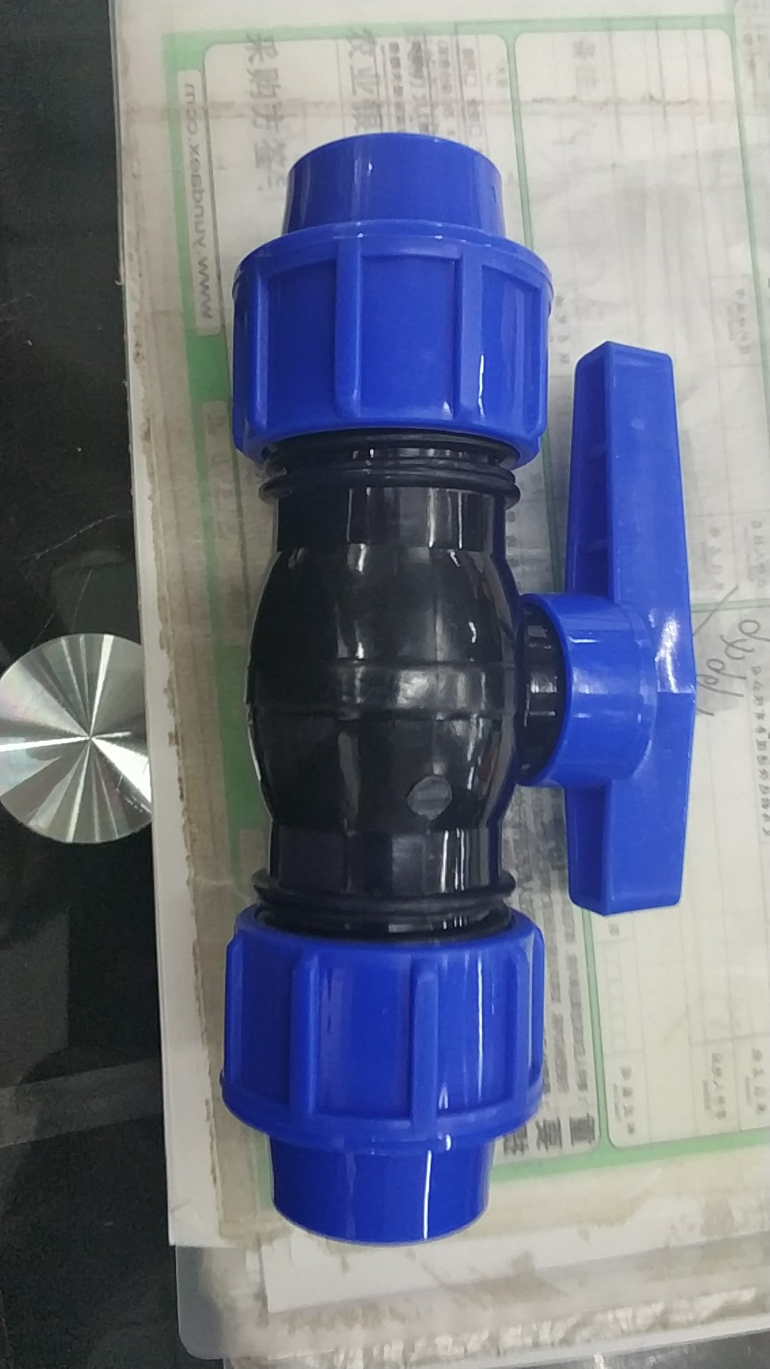 Válvula de bola de conexión rápida PP para uso doméstico e industrial Item Picture
