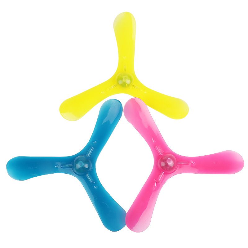 Creative children's outdoor interactive triangle darts, boomerangs, Yiwu children's luminous toys, street stall supply, free shipping Item Picture
