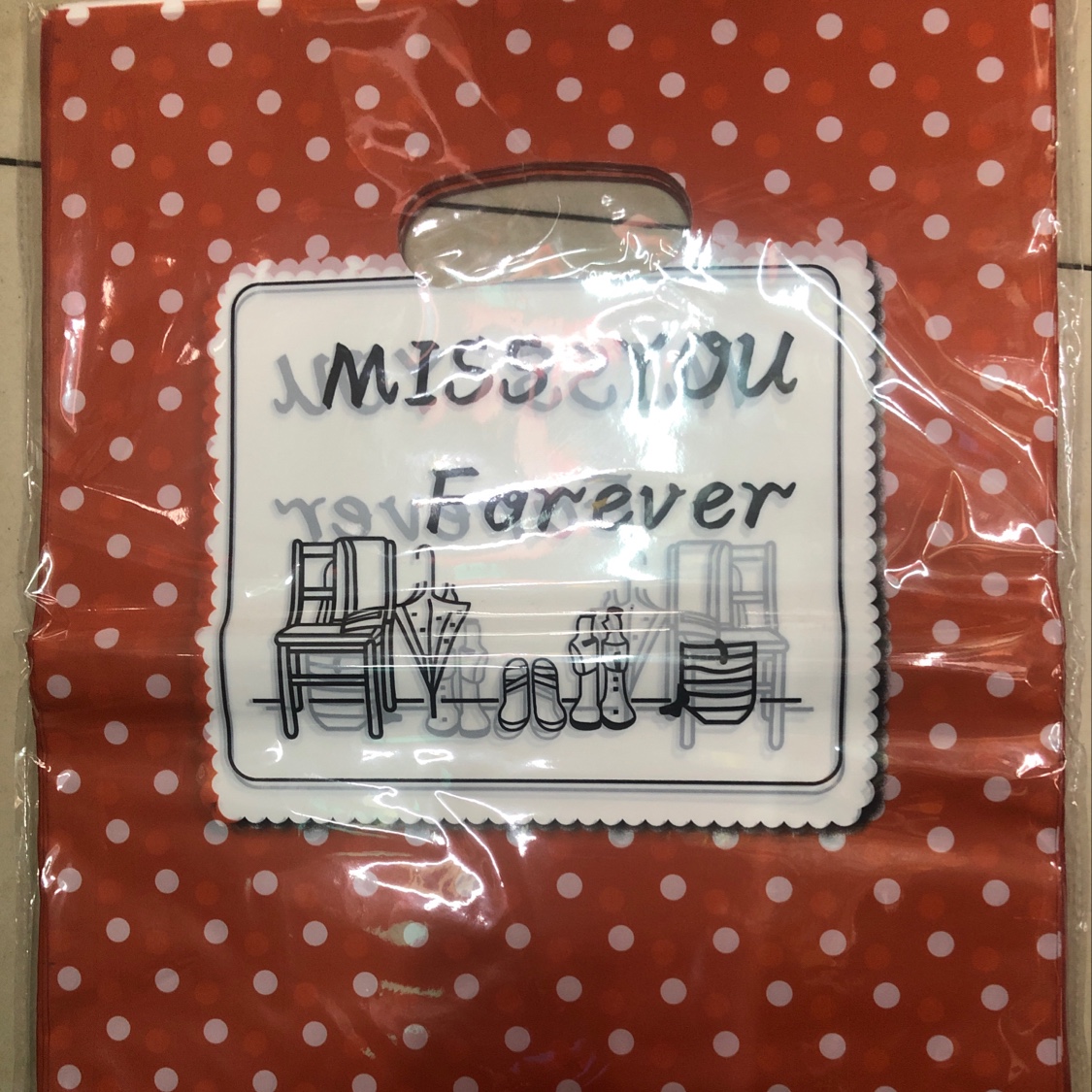 Freight charges are self-paid, available in stock, 30x40x7 silk, gift bags, 100 / bag 10 yuan, 50 / bag 500 yuan
