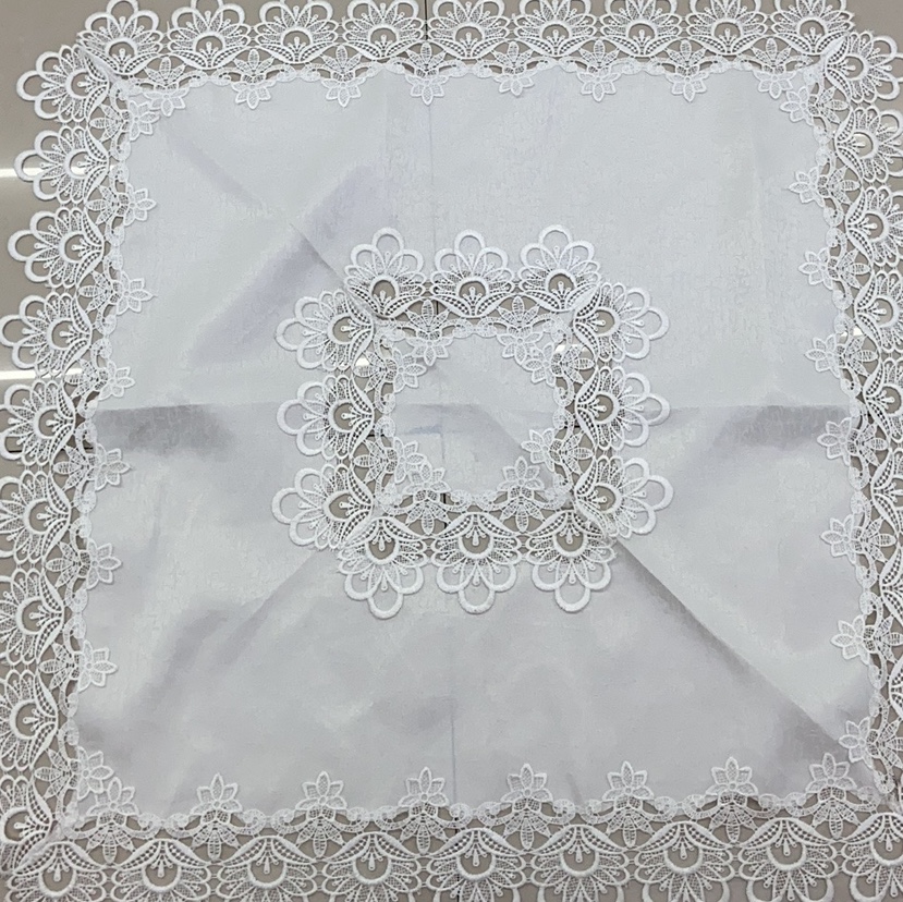 水溶花边桌布85x85cm产品图
