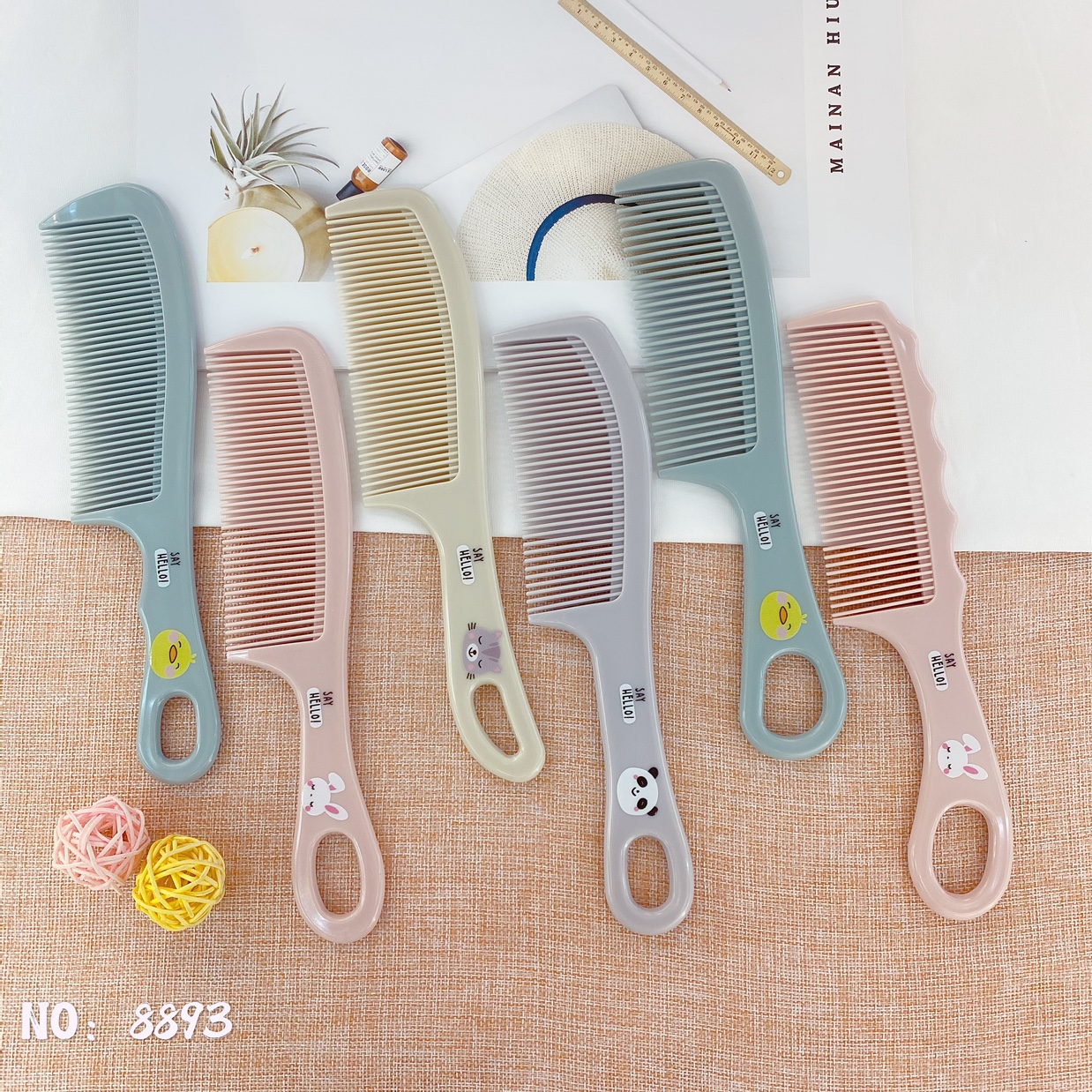 Cartoon Nordic-colored hair comb