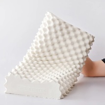 厂家直销新款高品质 乳胶枕头-添添真家纺