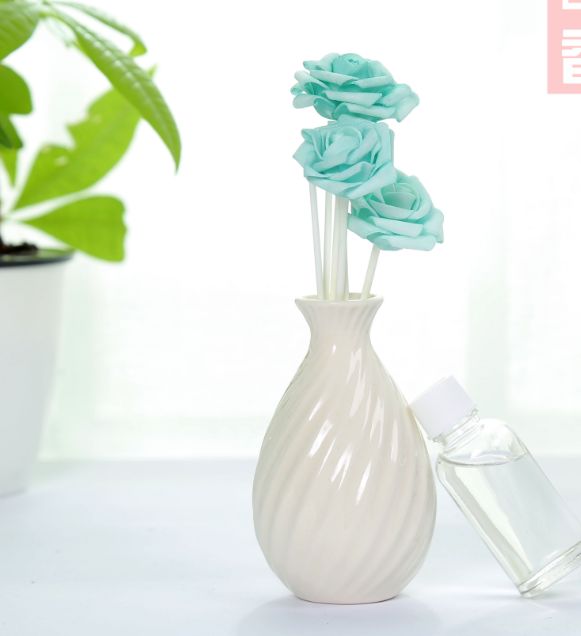Flameless aromatherapy liquid, deodorizing aromatherapy bottle, dried flowers details Picture