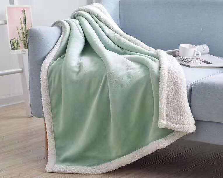 Plain Flannel Lamb Double Blanket details Picture