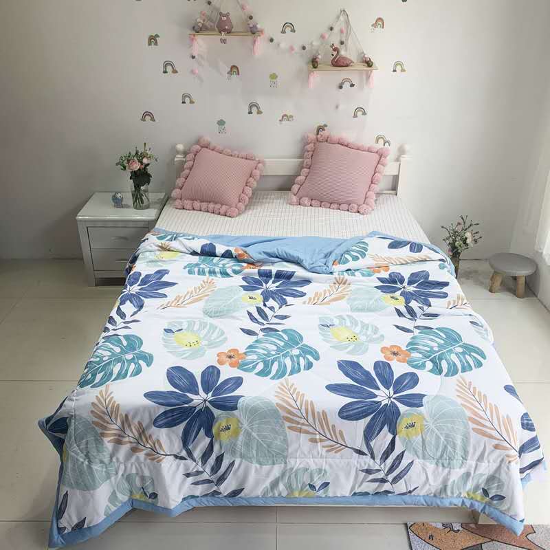 Washed cotton skin-friendly summer quilt Item Picture