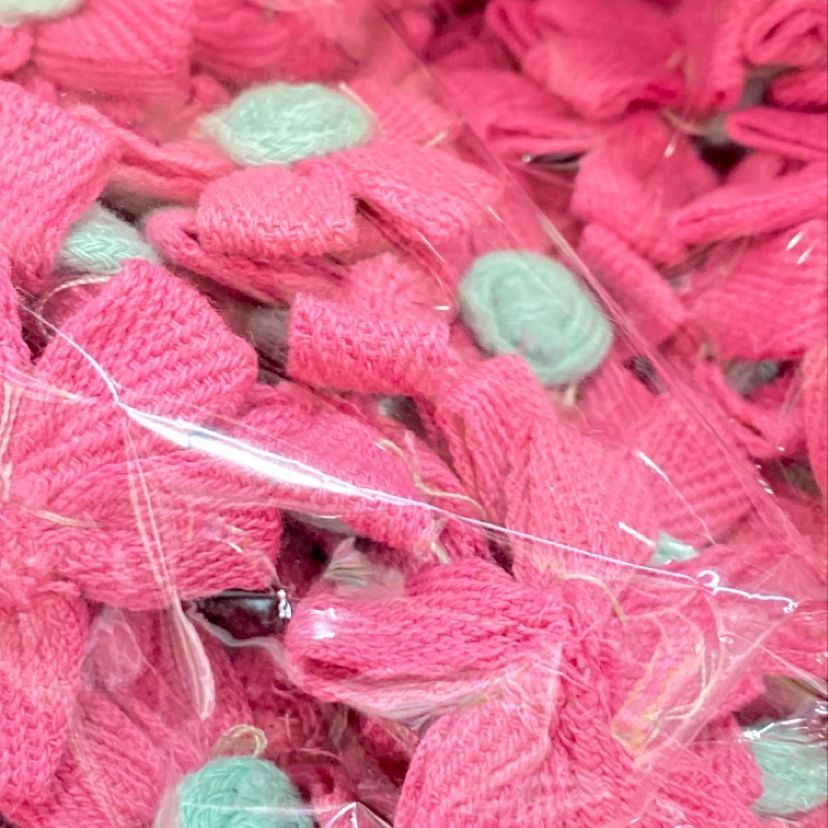 Sweet Clip Accessories Woven With Pink Floret full figure