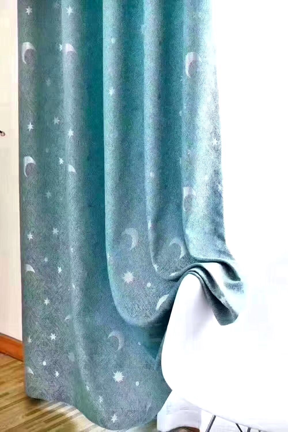星星月亮提花窗帘细节图