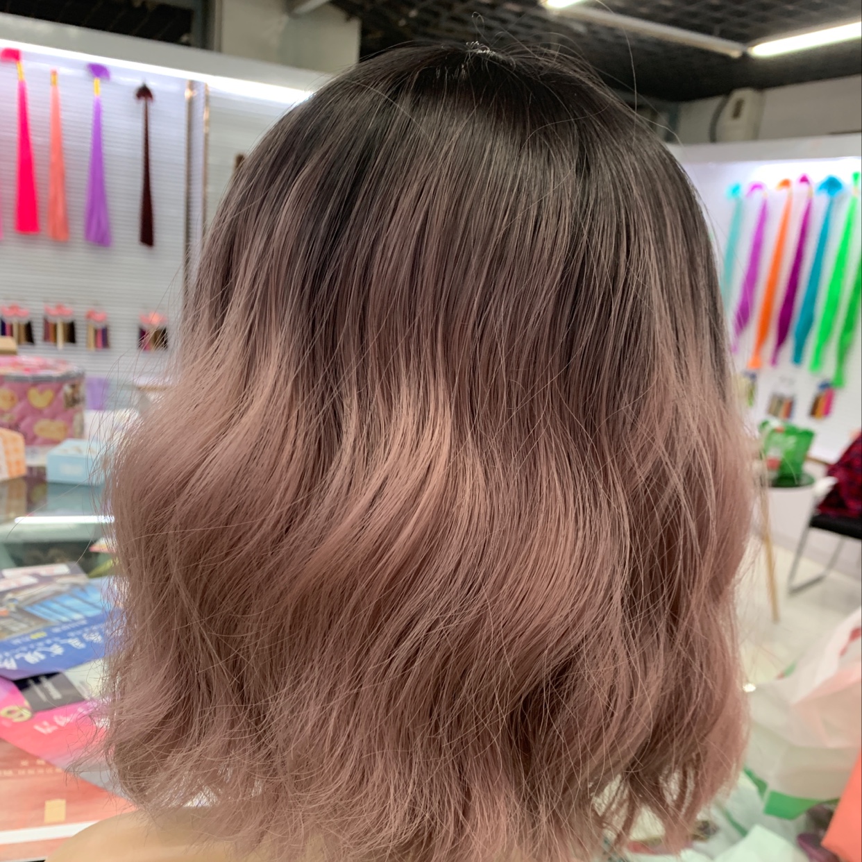 Matte high-temperature silk women's wig adhesive paper mesh simulation scalp wig head cover custom-made wholesale, blackening the top of the head Application Scenario
