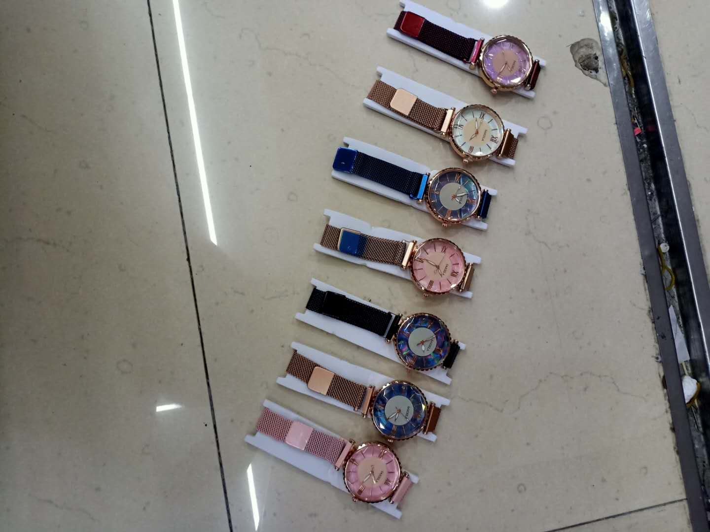 Magnet watches are popular online watches