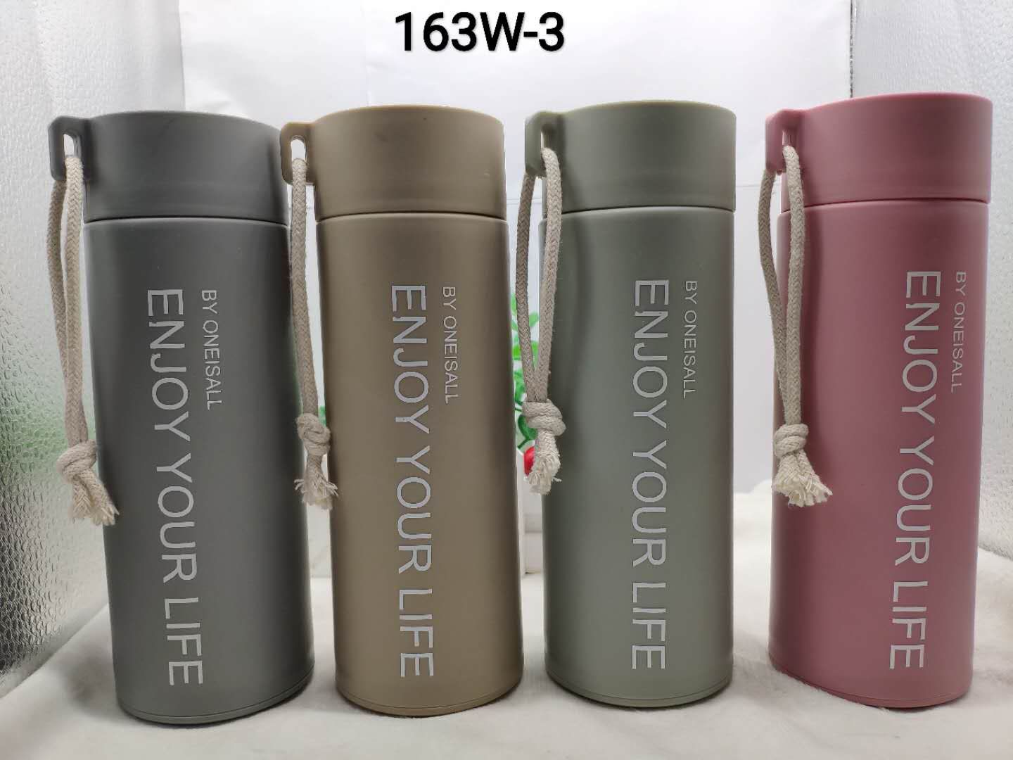 New simple and portable plastic shell glass and water cup, heat-resistant and shockproof, customizable logo undefined