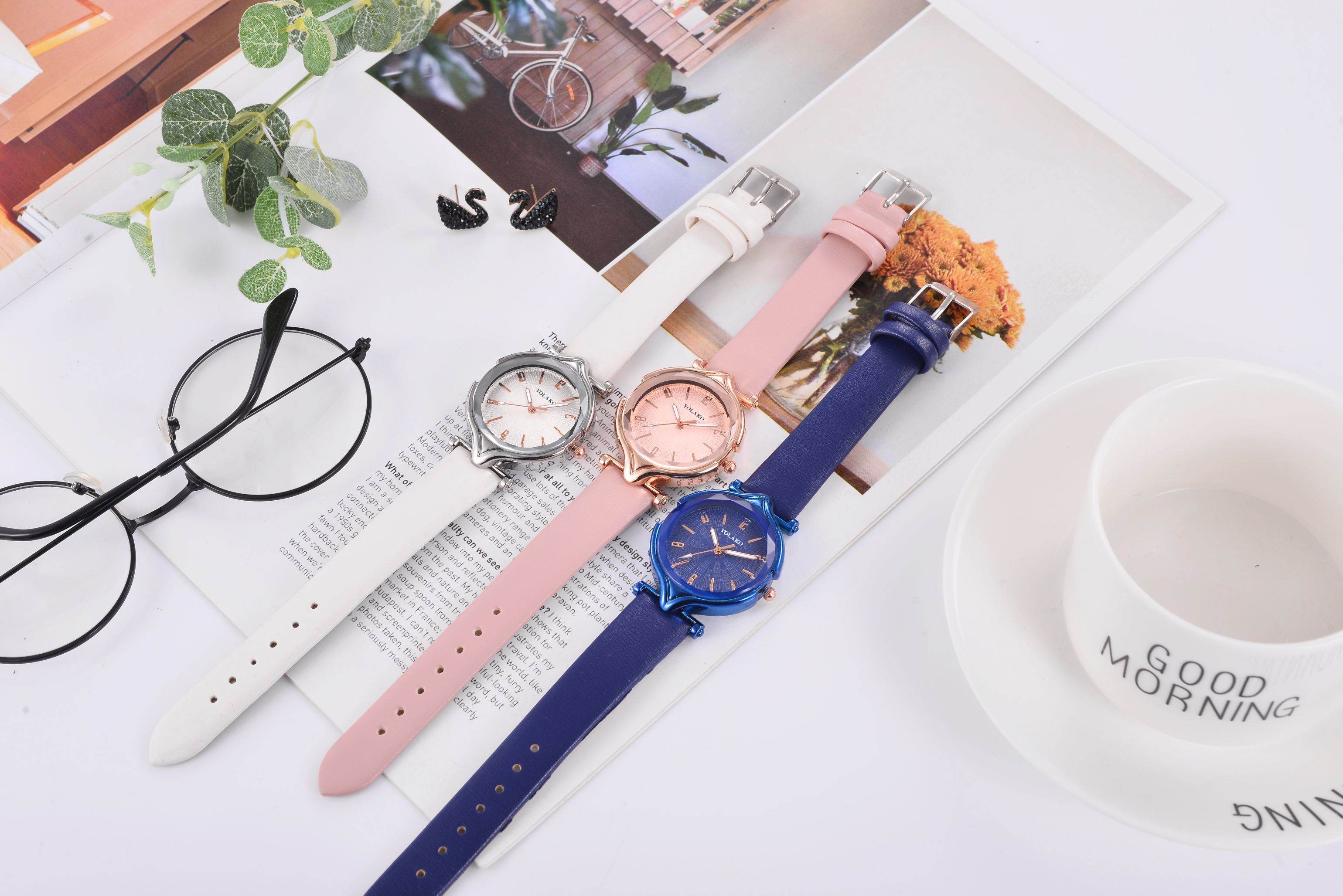 Oulaike's compact and classic ladies' watch detail image 2