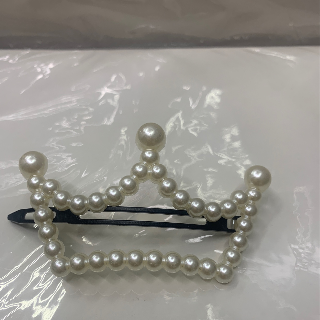 Crown clip thumbnail