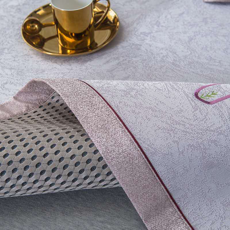 ثلاث قطع من الثلج details Picture